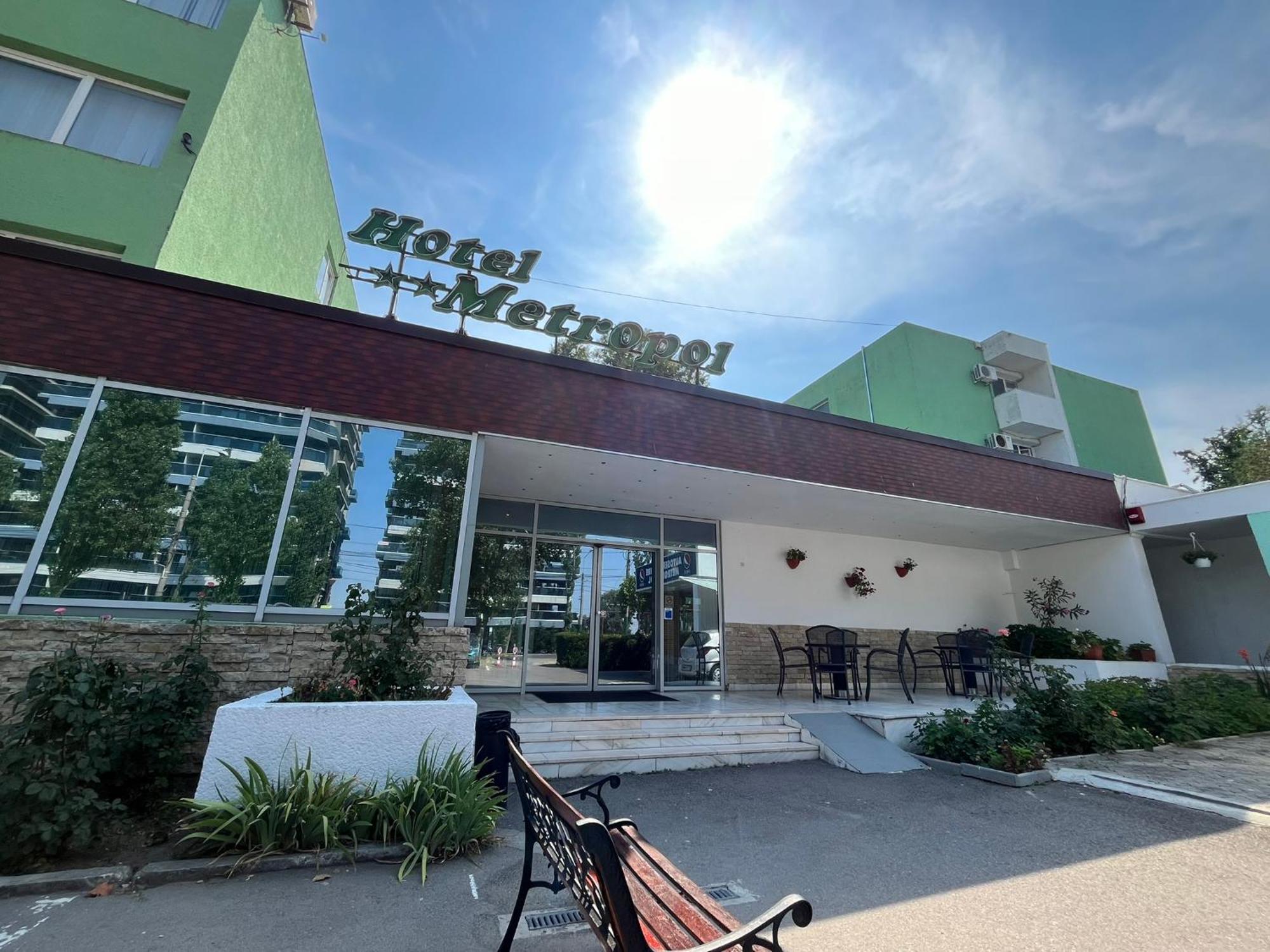Hotel Metropol Мамая Екстериор снимка
